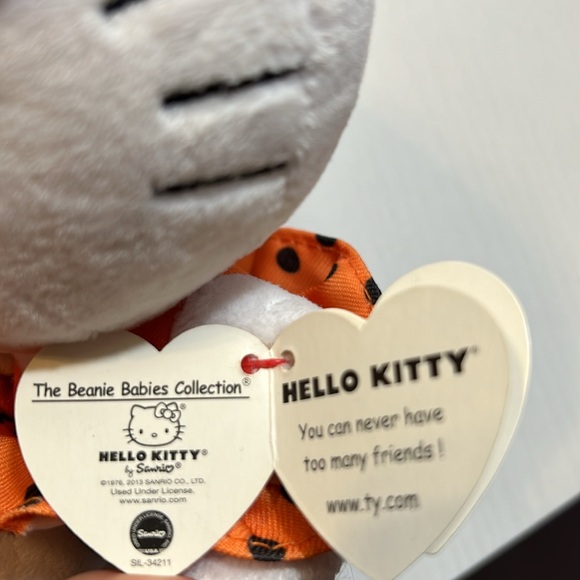 Hello Kitty Ty Beanie Baby Plush Halloween with Lollipop 2013 - Picture 6 of 6